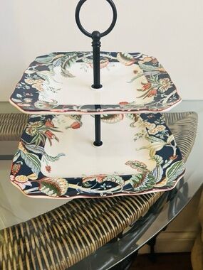 Two-Tier Floral Serving Stand - Navy and White